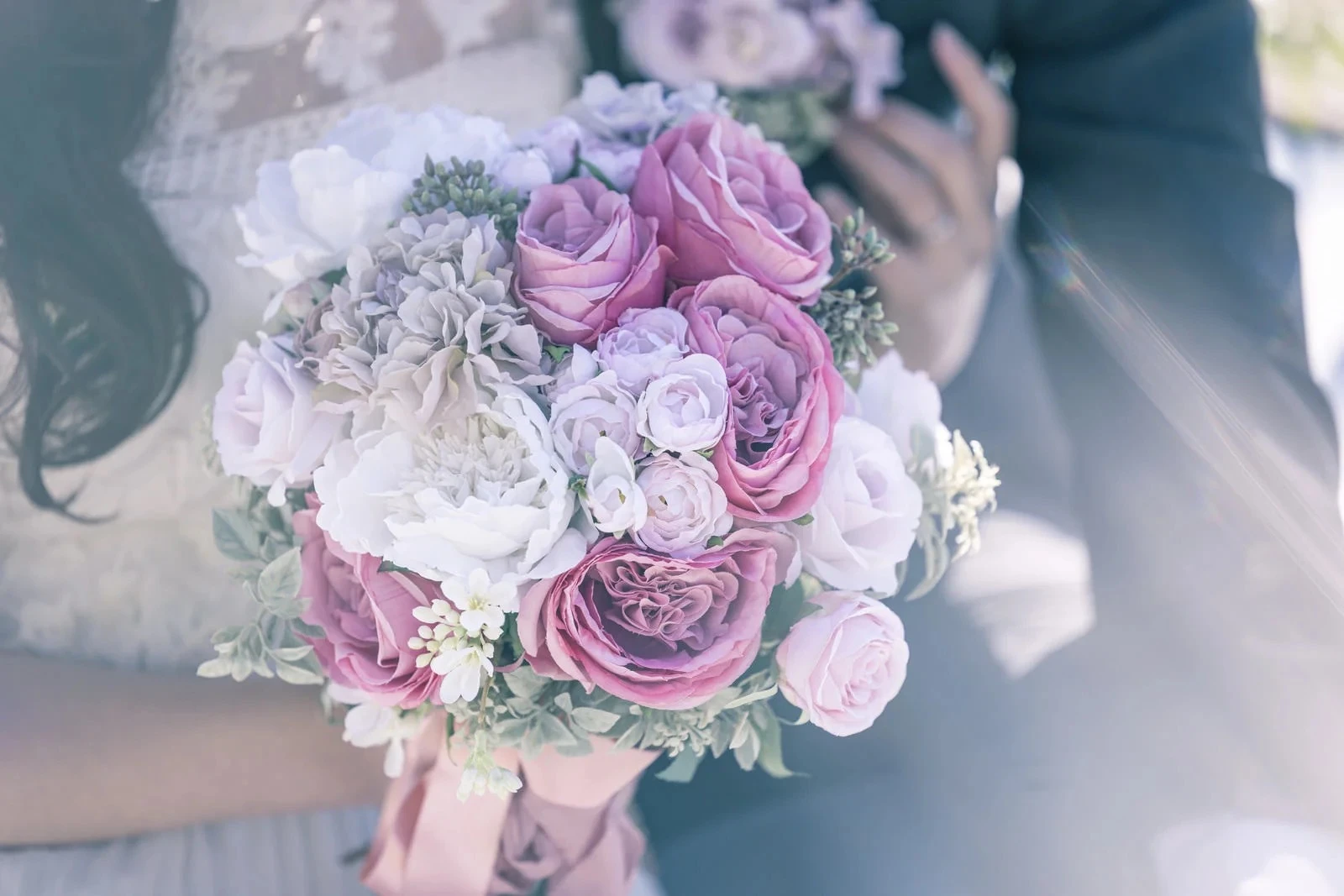 薔薇のブーケの花束